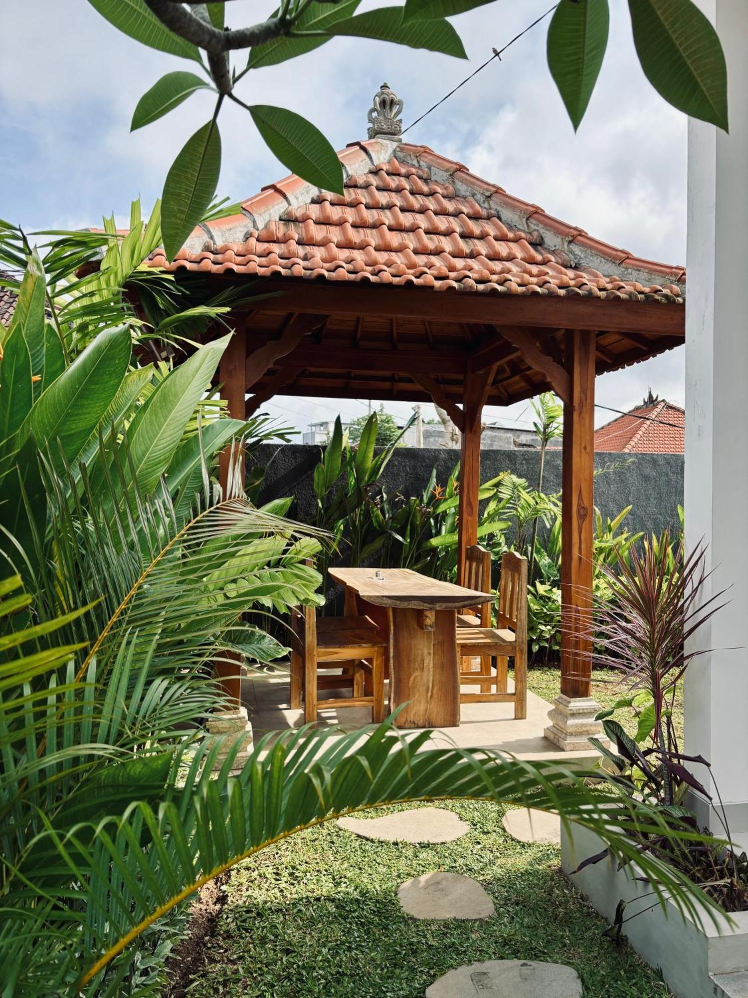 Kampana Homestay Uluwatu Eksteriør bilde